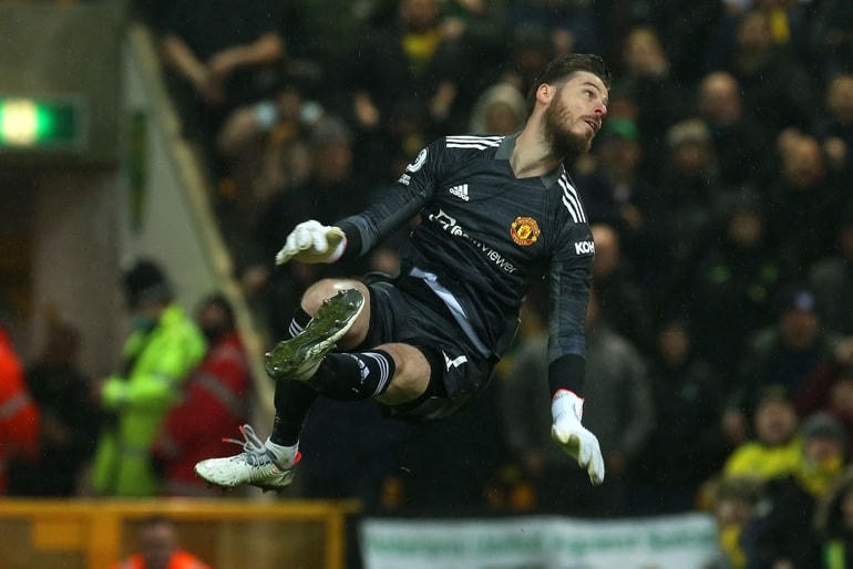 De Gea liên tục cứu thua cho Man Utd.