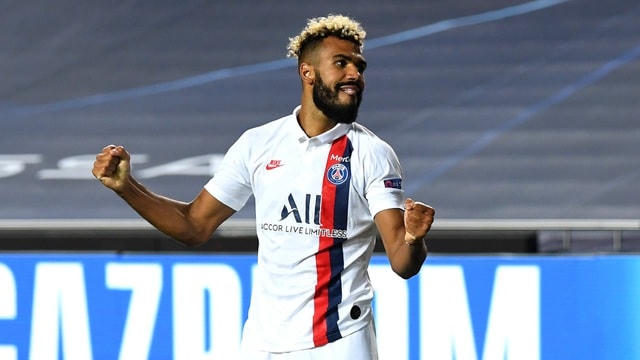 Bayern Munich thông báo đã chiêu mộ thành công tiền đạo Eric Maxim Choupo-Moting dưới dạng tự do. Tiền đạo 31 tuổi đã chơi trận cuối cùng cho PSG ở chung kết Champions League và sẽ ký hợp đồng với đội chủ sân Allianz đến tháng 6.2021.
