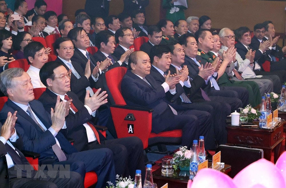 Prime Minister Nguyen Xuan Phuc and delegates attend the 75th anniversary of the establishment of the Voice of Vietnam (September 7, 1945-7 September 2020). (Photo: Thong Nhat / VNA).