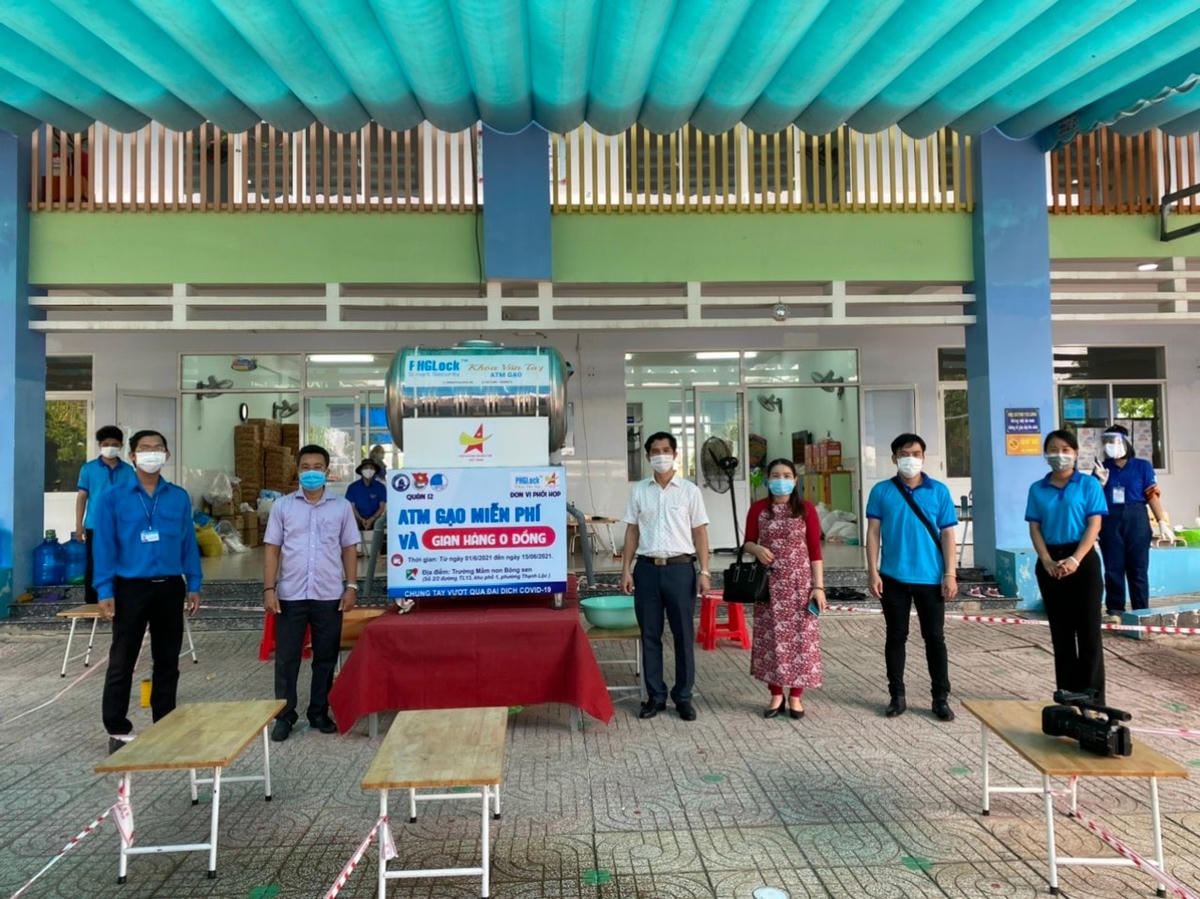 TP Hồ Chí Minh: Tiếp sức cho tuyến đầu ở tâm dịch