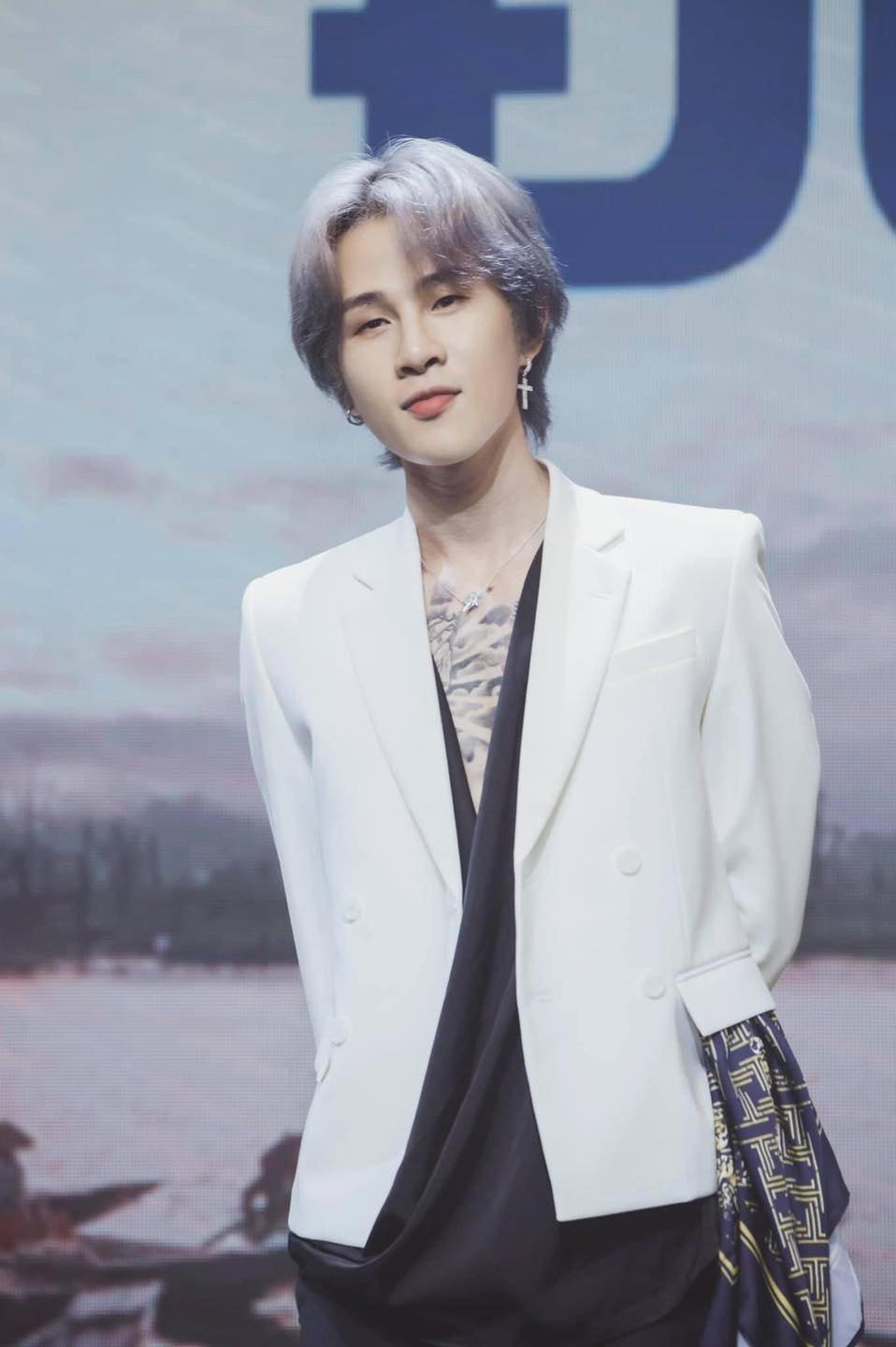 Jack trong ngày trở thành đại sứ thương hiệu của một nhãn hàng nổi tiếng.