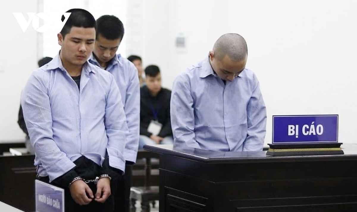 Các bị cáo tại phiên xét xử.  