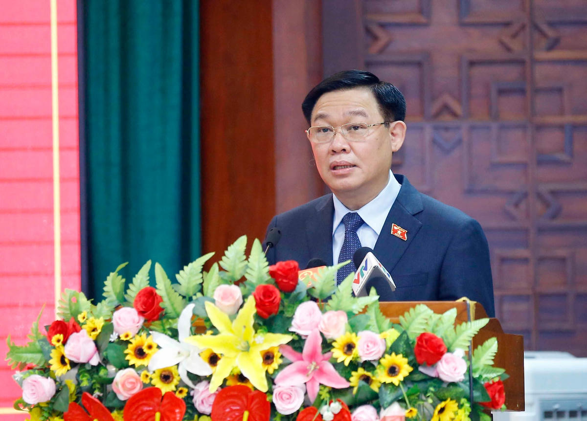 Chủ tịch Quốc hội Vương Đình Huệ phát biểu tại kỳ họp.