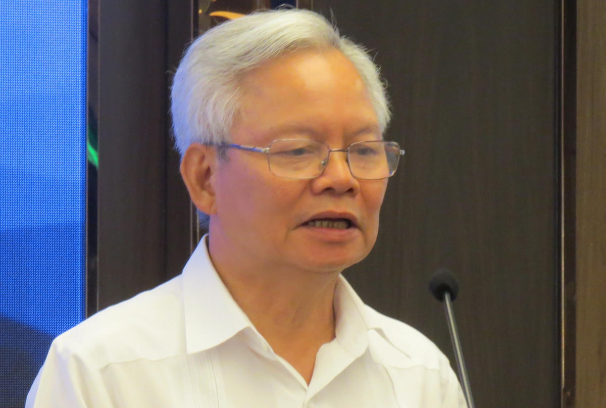 GS.TS Tạ Ngọc Tấn phát biểu tại Hội thảo.