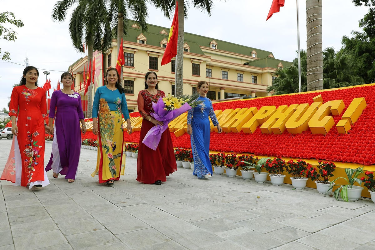 Yên Bái 'phát triển xanh, hài hòa, hạnh phúc'
