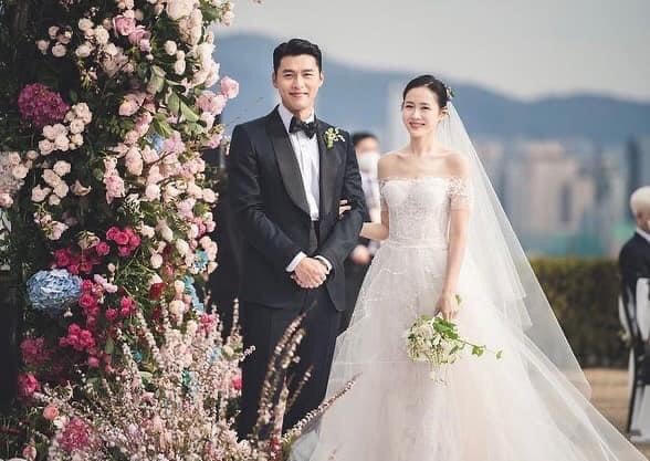 Ảnh cưới chưa từng được công bố của Son Ye Jin và Hyun Bin