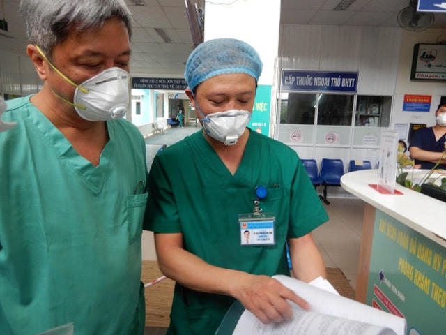 Hơn 20 ngày của Thứ trưởng Nguyễn Trường Sơn ở tâm dịch Covid-19 Đà Nẵng