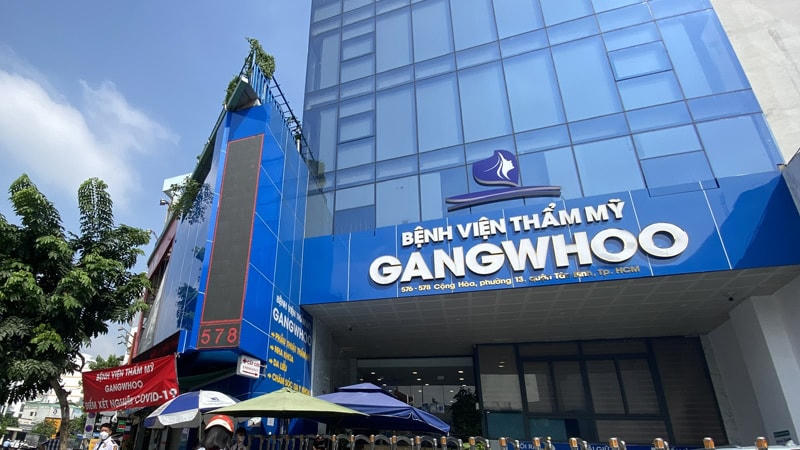 Bệnh viện thẩm mỹ Gangwhoo đã bị ngưng hoat động kể từ ngày 18/10 cho đến khi có kết luận điều tra vụ việc khiến bà T. tử vong sau khi hút mỡ bụng tại đây. Ảnh: Vietnamnet.