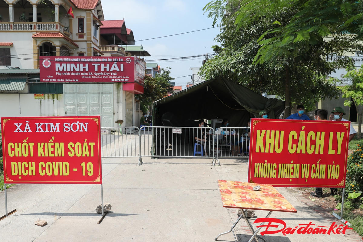 [ẢNH] Kim Sơn: Người dân, cán bộ, … cùng ‘gồng mình’ chống dịch