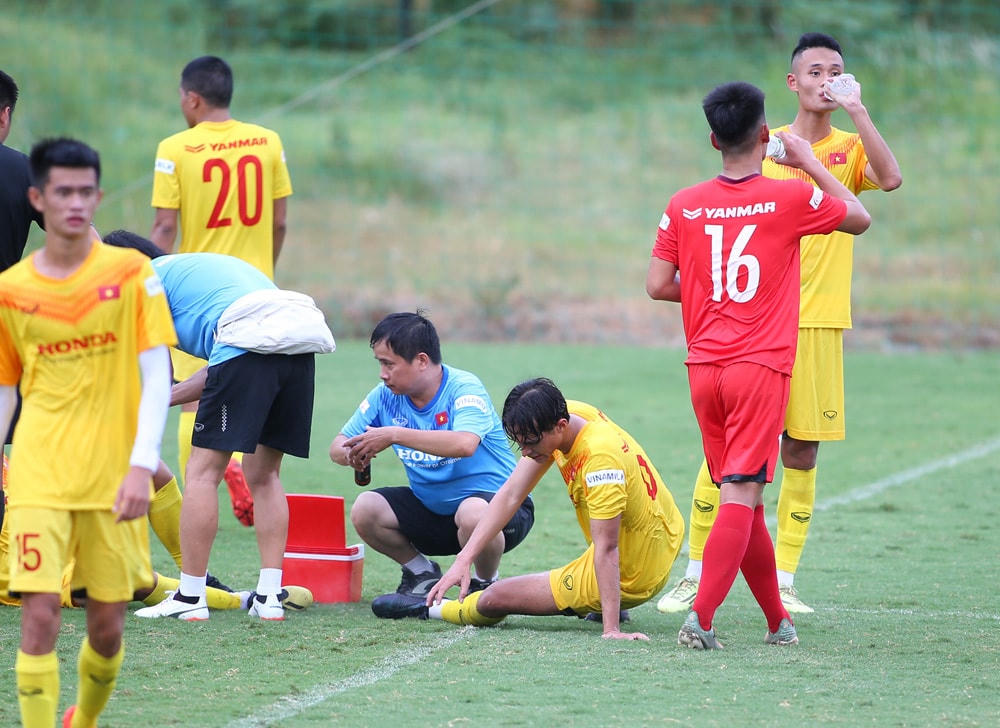 [ẢNH] Đấu tập nội bộ U22 Việt Nam: Nỗ lực chinh phục thày Park