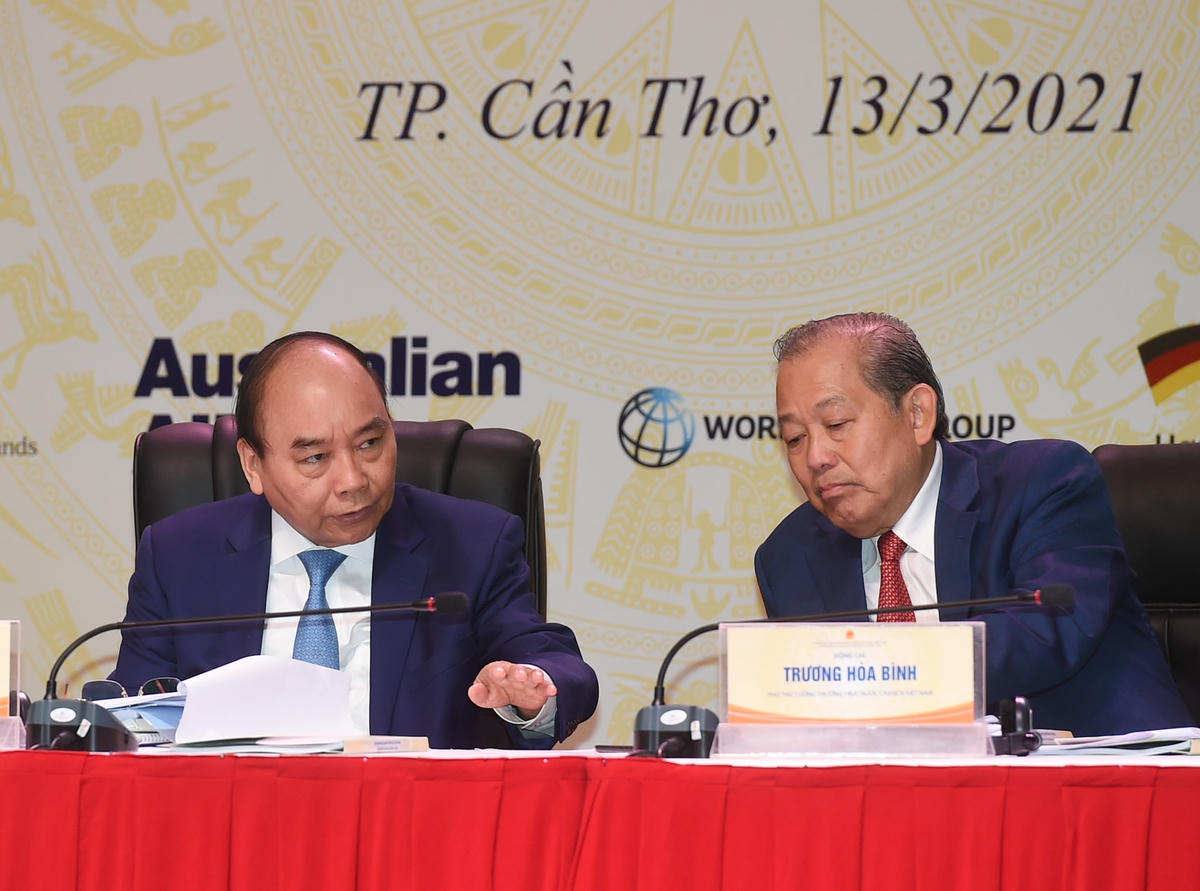 Thủ tướng Nguyễn Xuân Phúc và Phó Thủ tướng Thường trực Trương Hòa Bình tại Hội nghị. Ảnh: VGP/Quang Hiếu.