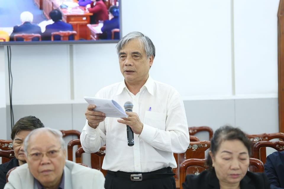 Ông Trần Đình Thiên - Ủy viên Đoàn Chủ tịch UBTƯ MTTQ Việt Nam phát biểu.