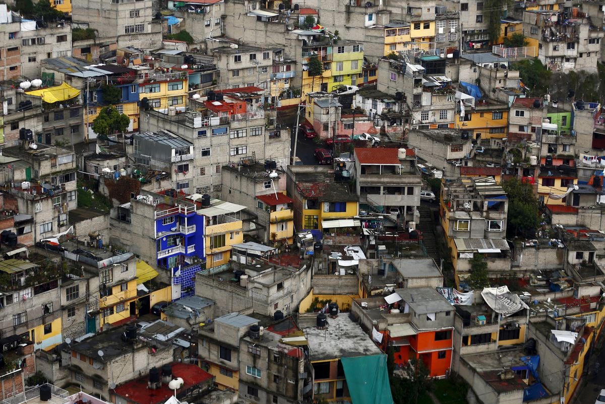 Một khu phố thu nhập thấp ở Mexico (Ảnh: Reuters).