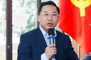 Những lùm xùm quanh một cựu Bí thư Tỉnh ủy - Bài 3: 'Đất vàng' công sản rơi vào tay doanh nghiệp như thế nào?