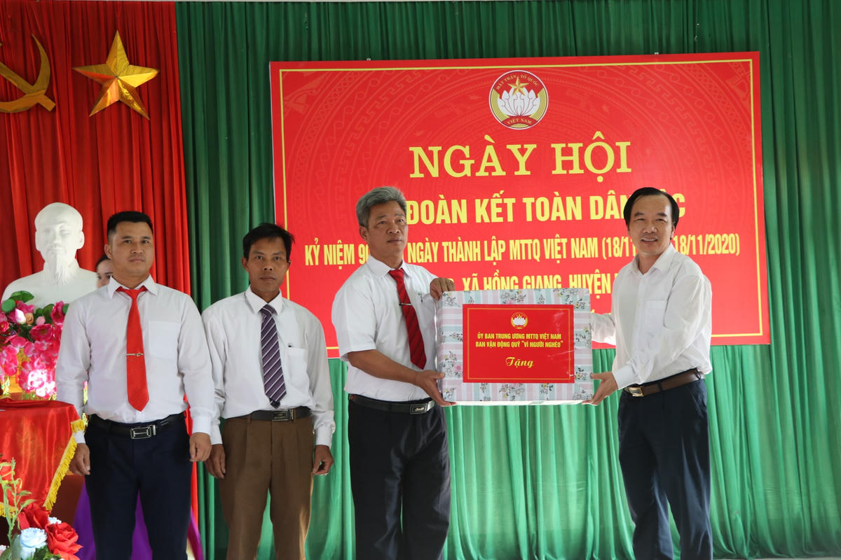 Bắc Giang: Rộn ràng ngày hội Đại đoàn kết toàn dân tộc