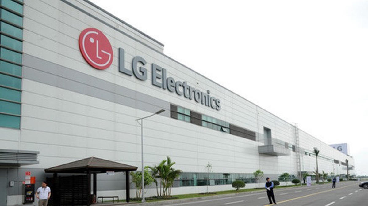 Những nhà đầu tư lớn như LG Electronic góp phần đưa các chỉ số IIP, GRDP của Hải Phòng tăng gấp 2,9- 3,2 lần bình quân cả nước.