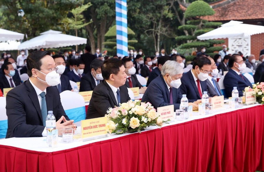 Các đại biểu tham dự lễ kỷ niệm.