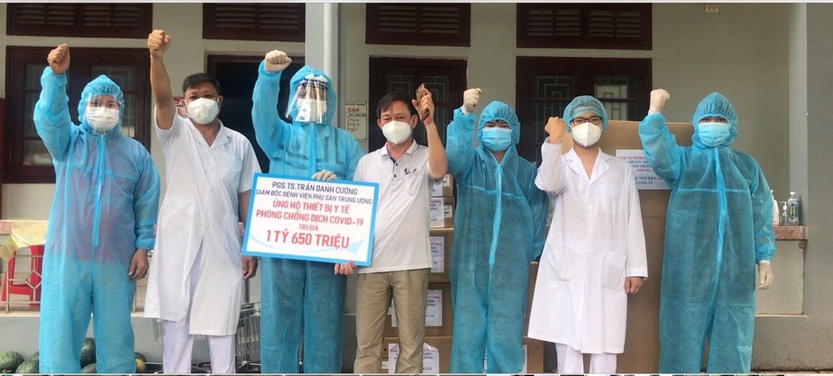 Bệnh viện Phụ sản Trung ương phát động và quyên góp ủng hộ quỹ phòng, chống dịch Covid-19