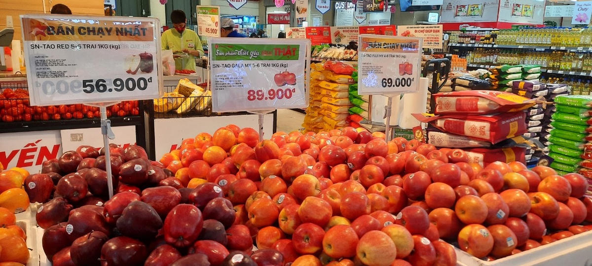 Tràn lan hoa quả nhập khẩu giá 'siêu rẻ', người dân chuyển hướng tiêu dùng