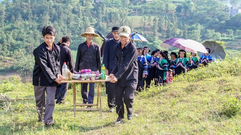 Lễ vật dâng cúng.