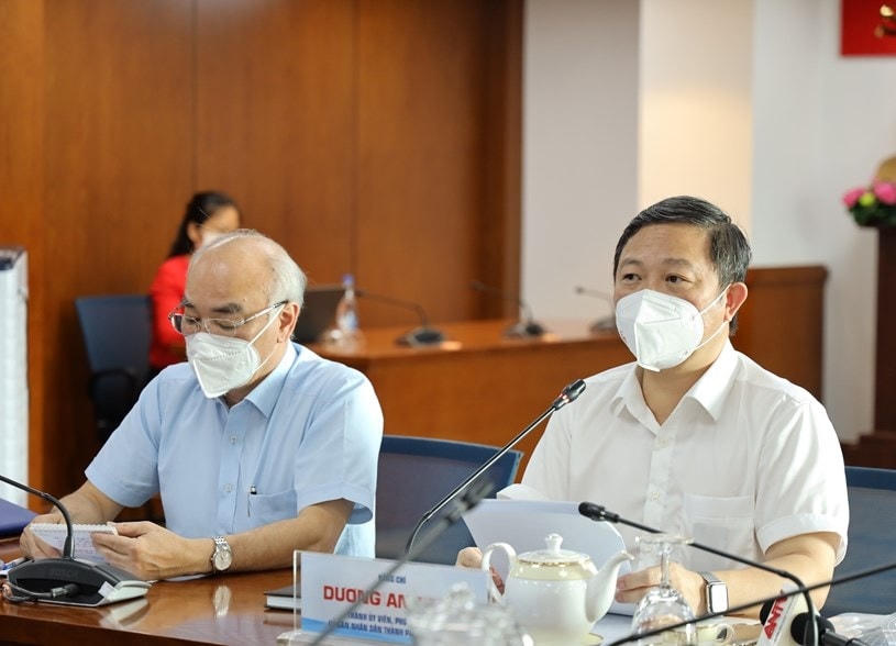 Trưởng Ban Tuyên giáo Thành ủy TP HCM Phan Nguyễn Như Khuê và Phó Chủ tịch UBND TP Dương Anh Đức. (Ảnh: HMC).