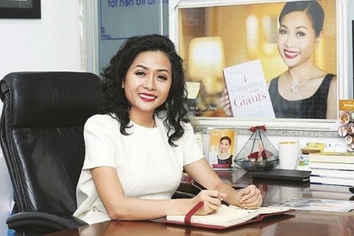 Bà Trần Uyên Phương khẳng định không ký HĐ giả cách