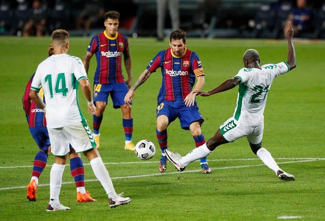 Messi đá 90 phút trong chiến thắng của Barcelona.
