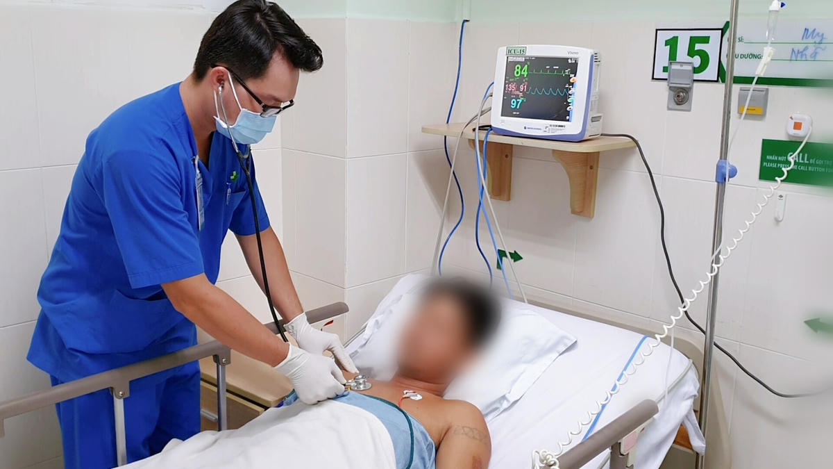 Tình trạng bệnh nhân hiện đã ổn định và đang dần bình phục.