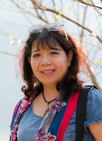 Họa sĩ Mai Hương: Nhốt sắc màu trong những khối hình vuông