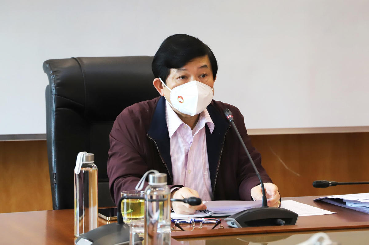 Phó Chủ tịch Nguyễn Hữu Dũng phát biểu kết luận Hội nghị.