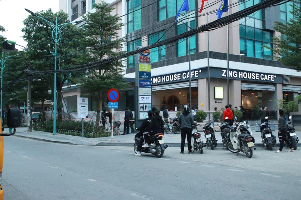 Tòa chung cư nơi xảy ra vụ việc. Ảnh: Văn Yên.