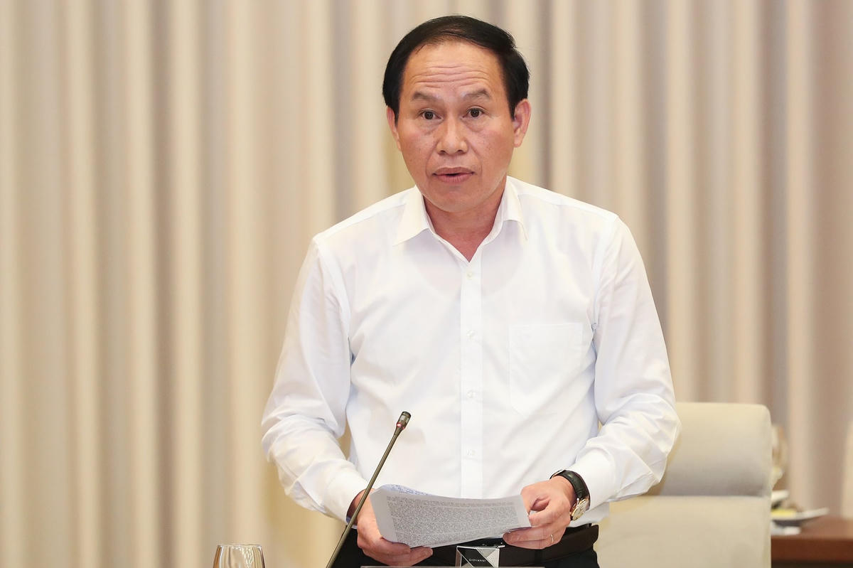 Phó Chủ tịch - Tổng Thư ký UBTƯ MTTQ Việt Nam Lê Tiến Châu đưa ra một số kiến nghị để tiếp tục đổi mới, nâng cao chất lượng công tác tiếp xúc cử tri của đại biểu Quốc hội khóa XV.