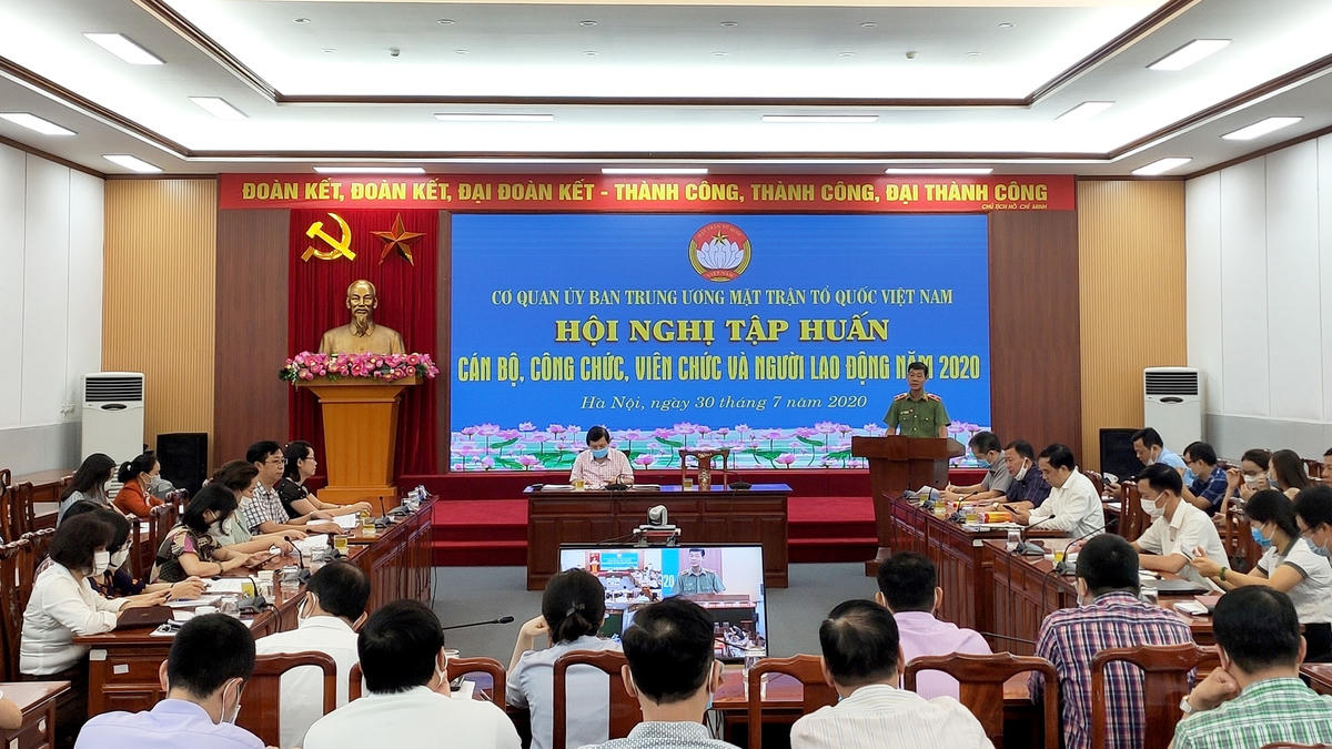 Quang cảnh Hội nghị.