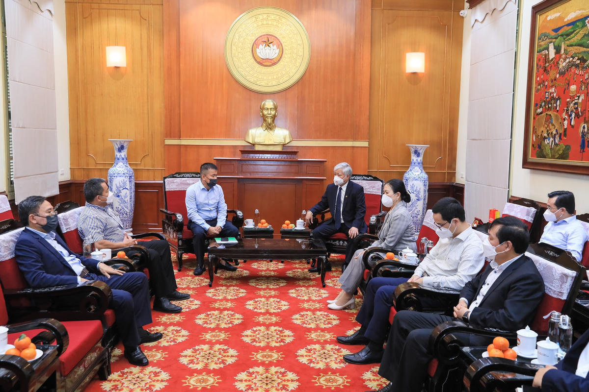 Quang cảnh buổi làm việc. Ảnh: Quang Vinh.