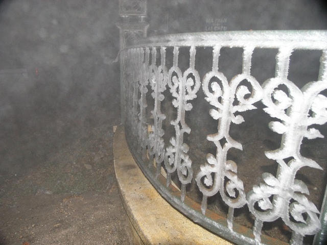 Sa Pa 'đông cứng' trong băng tuyết, đỉnh Khau Phạ cũng 'hóa đá'