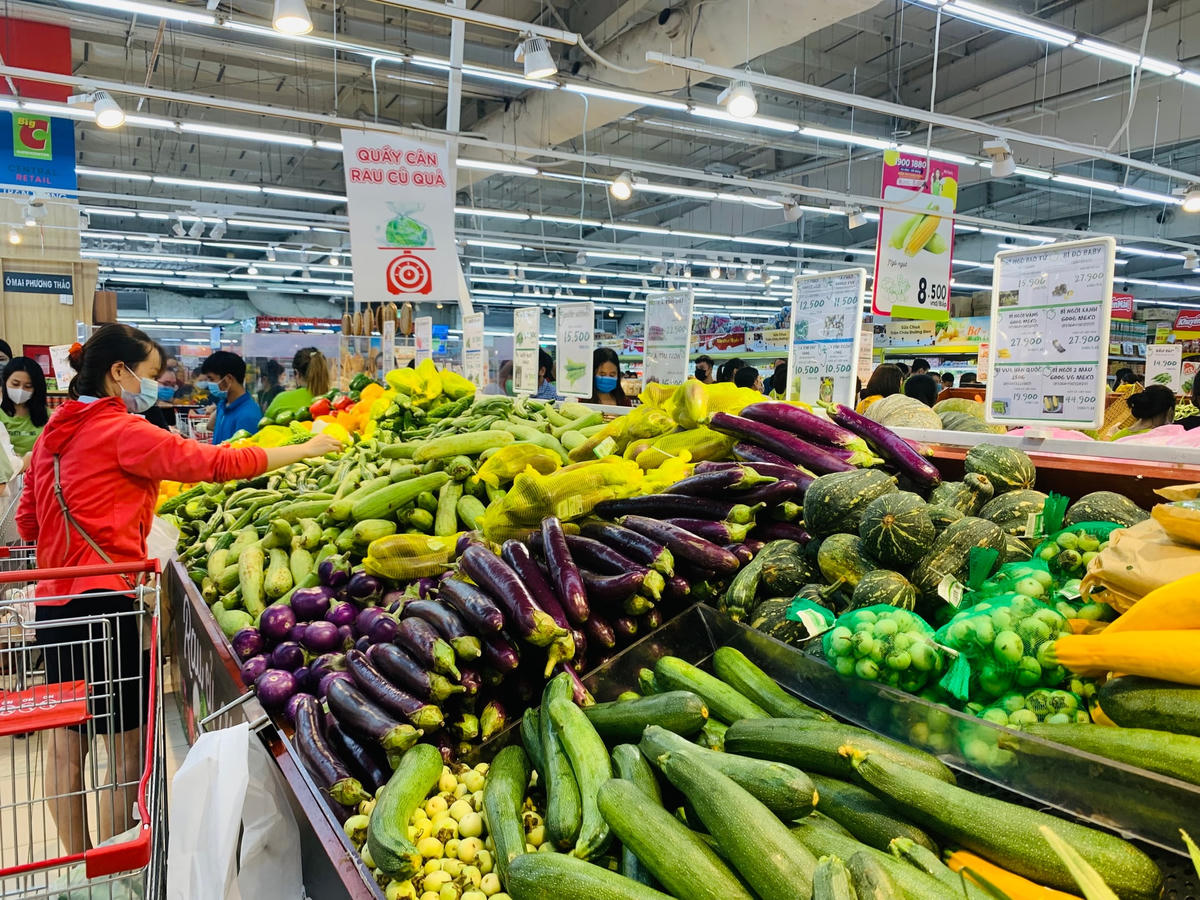 Hình chụp tại Big C Thăng Long lúc 19h8.