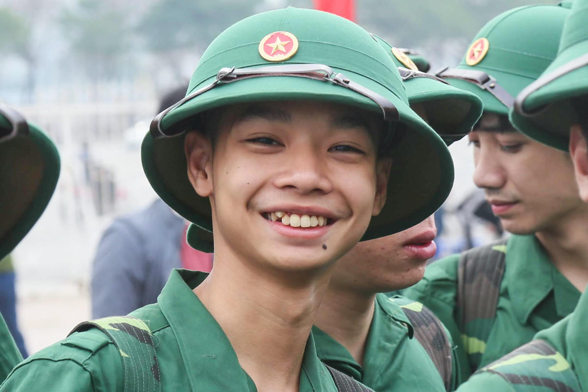 Tân binh ngày nhập ngũ.