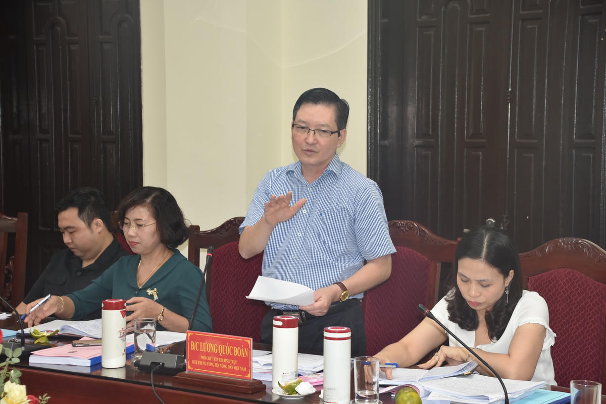 Ông Lương Quốc Đoàn, Phó Chủ tịch Thường trực Hội Nông dân Việt Nam phát biểu tại buổi làm việc.