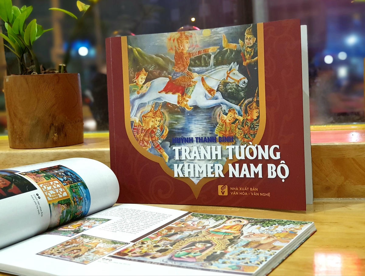 Hai cha con cùng viết sách nghiên cứu văn hóa