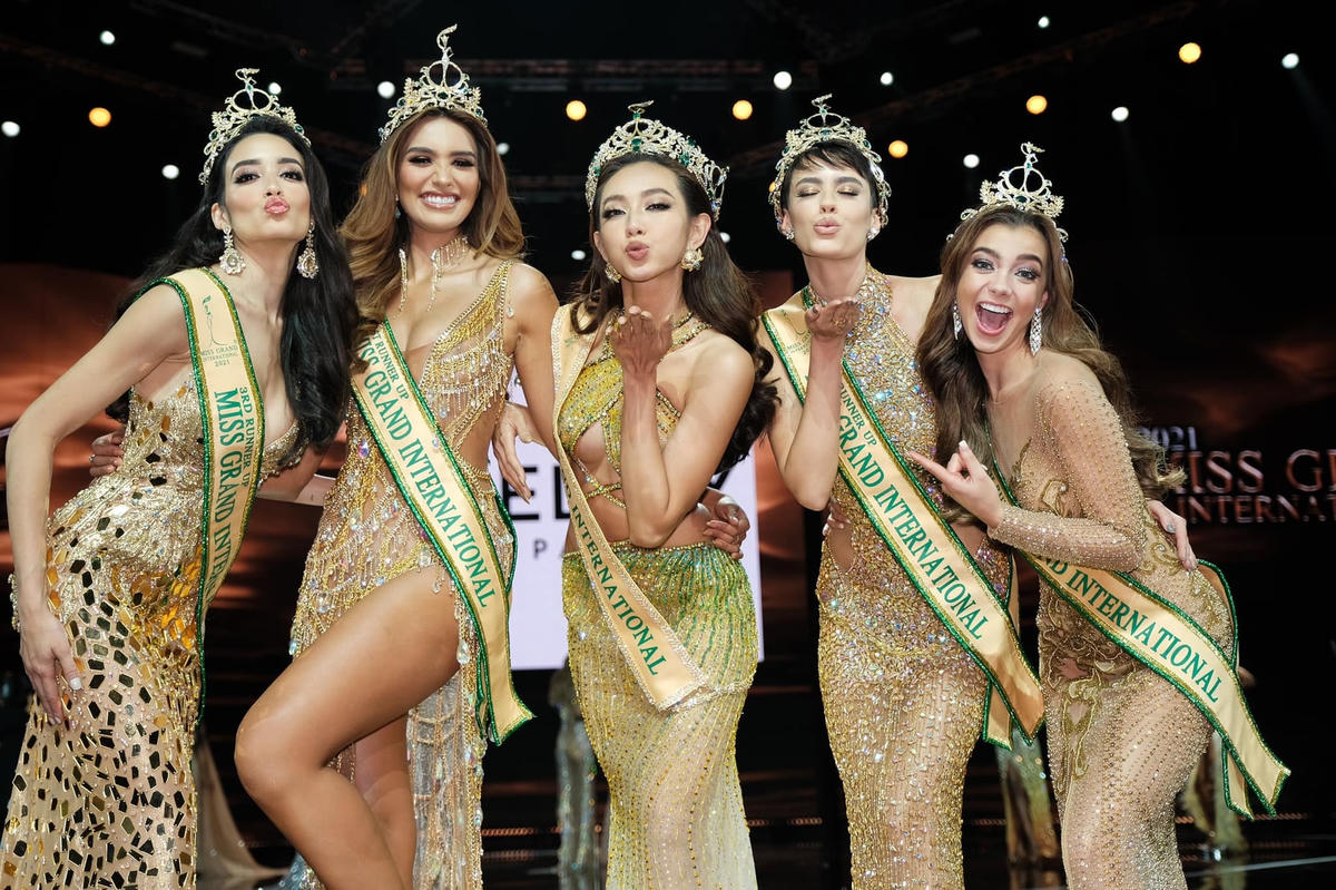 Tại đấu trường nhan sắc quốc tế, Thùy Tiên khẳng định mình, mang vinh quang về cho nước nhà.