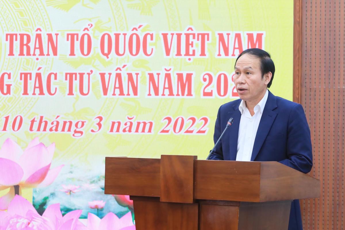Phó Chủ tịch - Tổng Thư ký Lê Tiến Châu phát biểu tại Hội nghị. Ảnh: Quang Vinh.