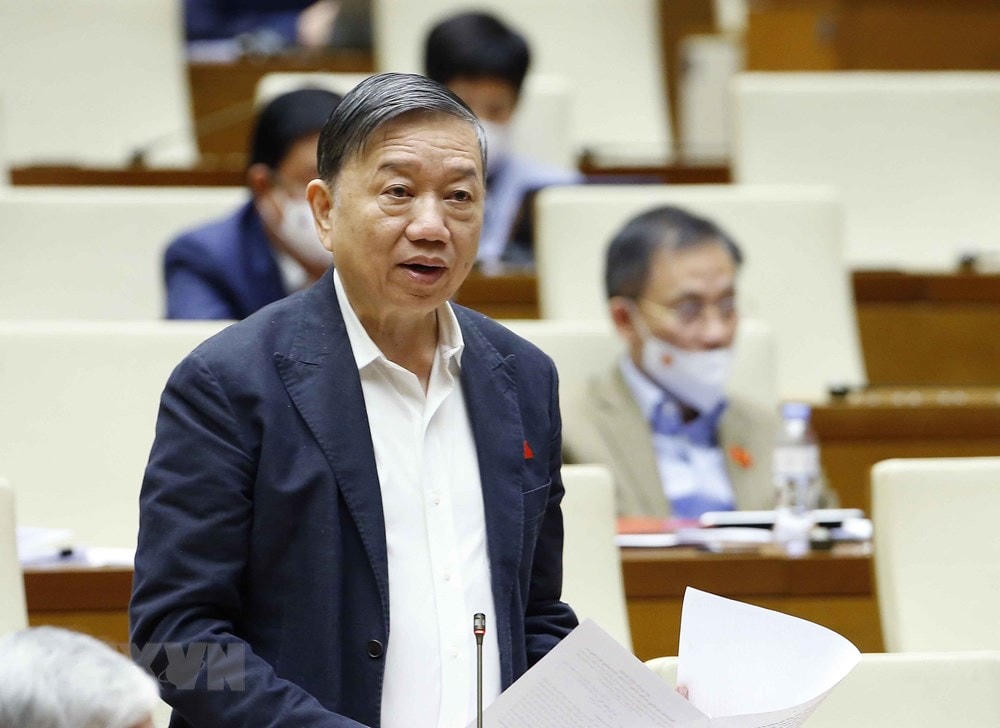 Bộ trưởng Bộ Công an Tô Lâm giải trình, làm rõ một số vấn đề đại biểu Quốc hội nêu. (Ảnh: Doãn Tấn/TTXVN).