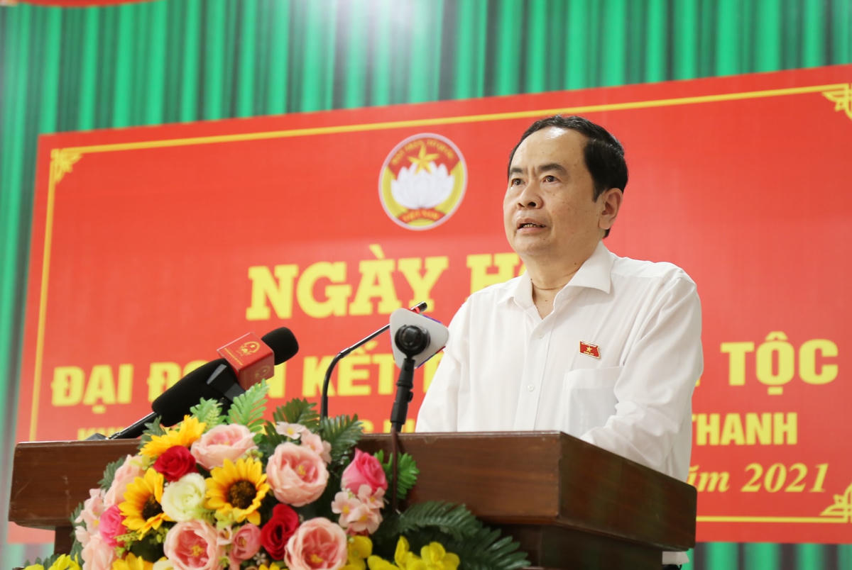 Phó Chủ tịch Thường trực Quốc hội Trần Thanh Mẫn phát biểu tại ngày hội Đại đoàn kết toàn dân tộc ở TP Vị Thanh, Hậu Giang.