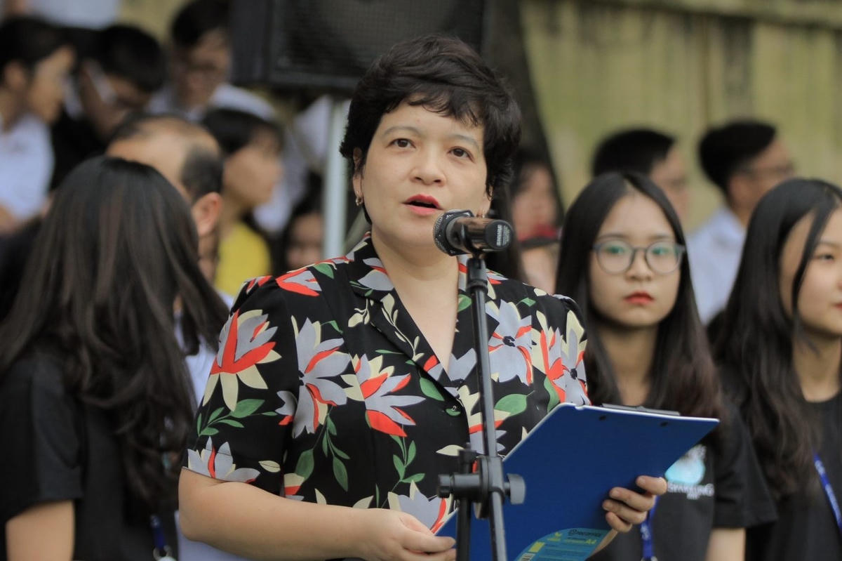 Bà Trần Thùy Dương.