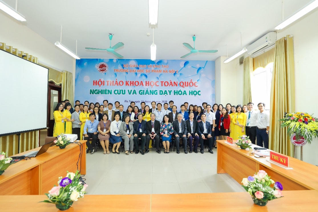 Hội thảo khoa học toàn quốc về nghiên cứu và giảng dạy hoá học được tổ chức tại Khoa Hoá học, Trường ĐHSP Hà Nội 2.