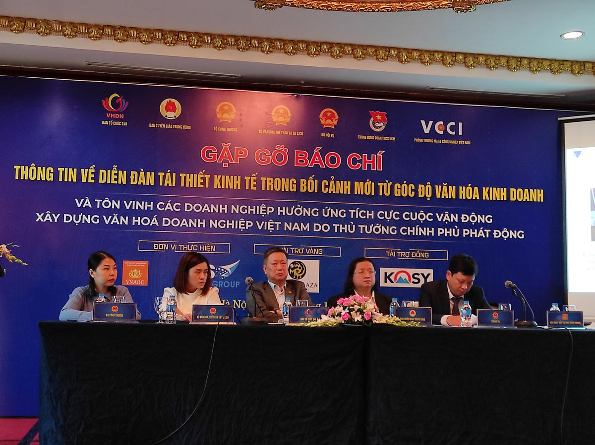 Tổ chức diễn đàn văn hóa doanh nghiệp