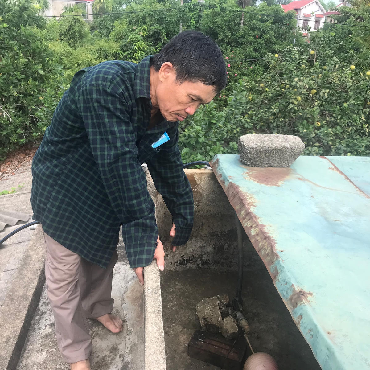 Người dân xã Thạch Thanh (cũ) bức xúc vì nước sinh hoạt bị ngắt không báo trước.