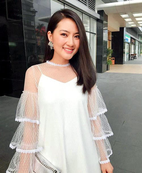 "Kiều nữ" Ngọc Lan mỗi lần ra đường đều diện trang phục chỉnh chu, gọn gàng.