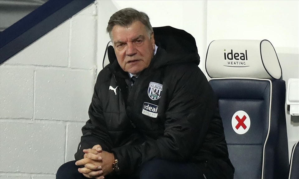 Huấn luyện viên Sam Allardyce thực sự lo ngại về Covid-19. Ảnh: AFP.