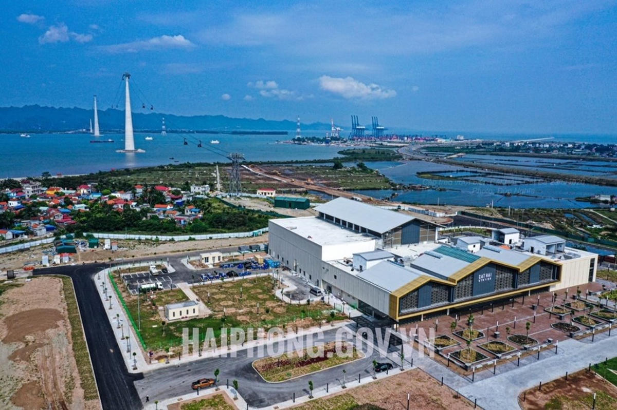 Tuyến cáp treo Cát Bà cũng như một số khu vực trên đảo Cát Bà đã được điều chỉnh quy hoạch sử dụng đất